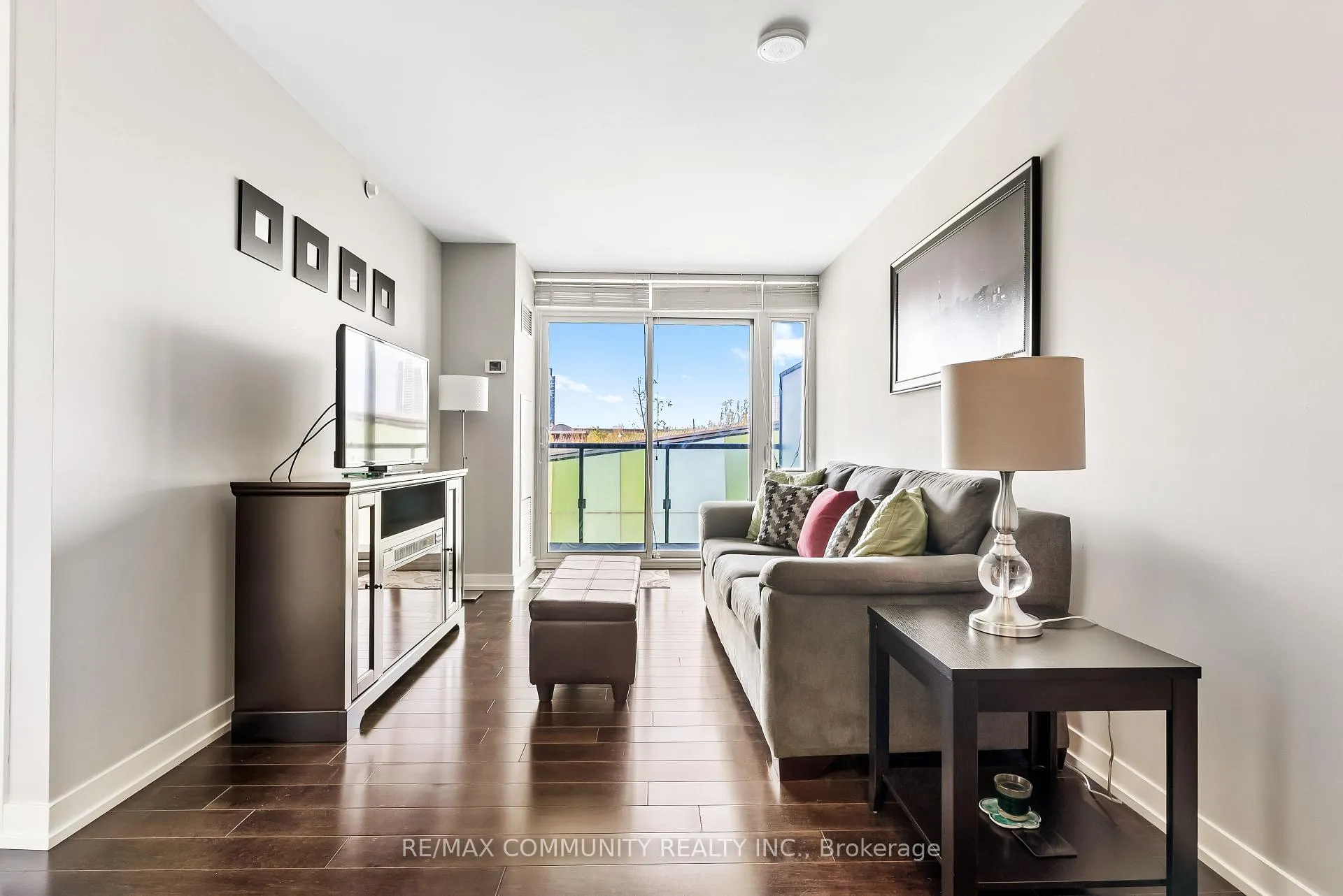 Front of Unit 512, 170 Fort York Boulevard