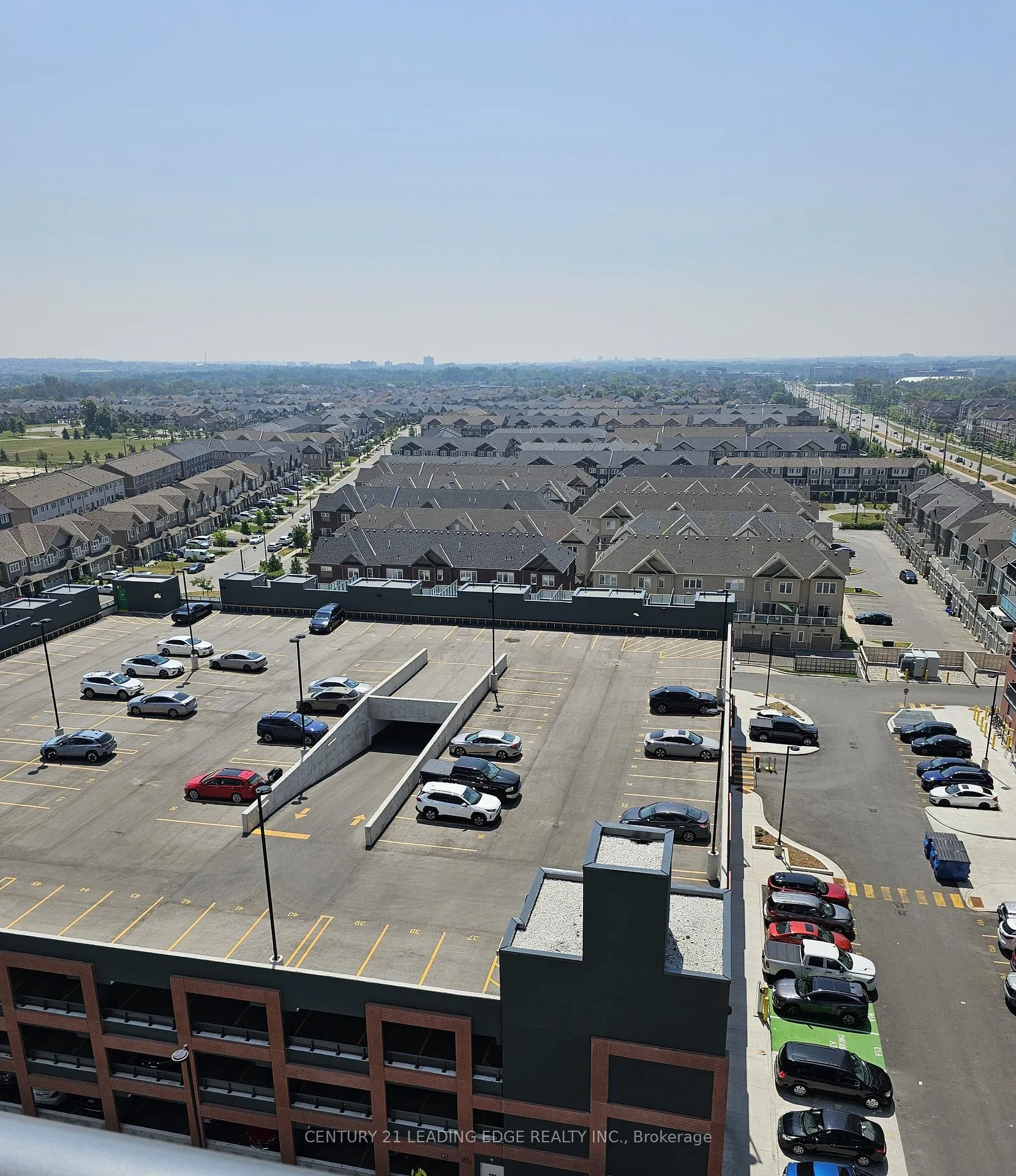 Photo 8 of Unit 1125, 2545 Simcoe Street N, Oshawa, Windfields — HOMEH