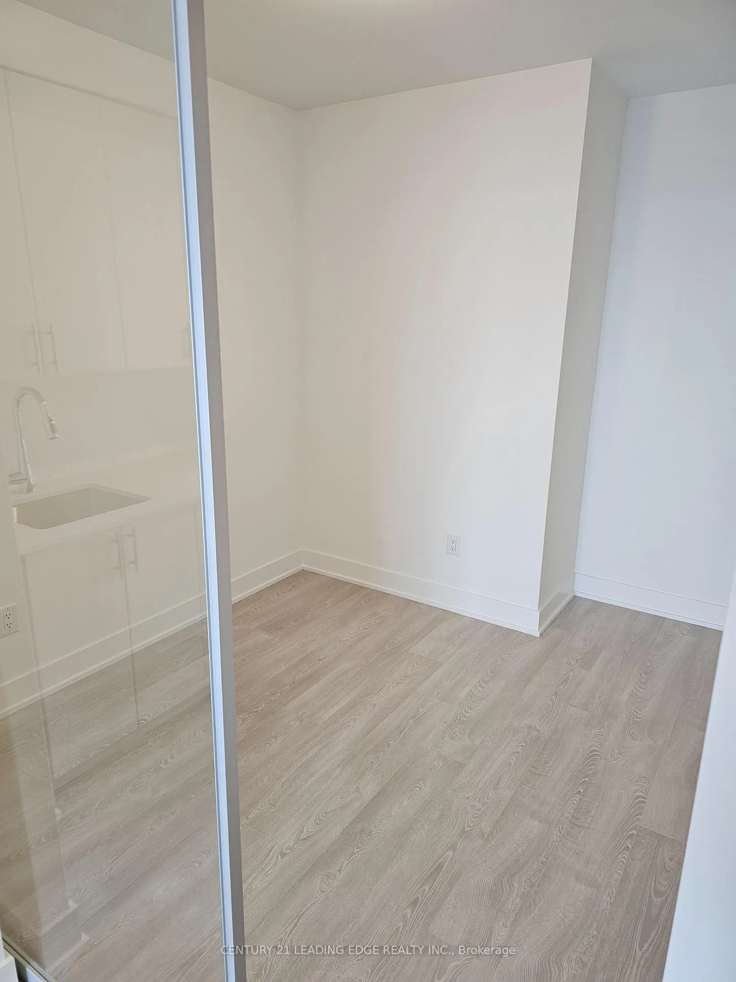 Photo 10 of Unit 1125, 2545 Simcoe Street N, Oshawa, Windfields — HOMEH