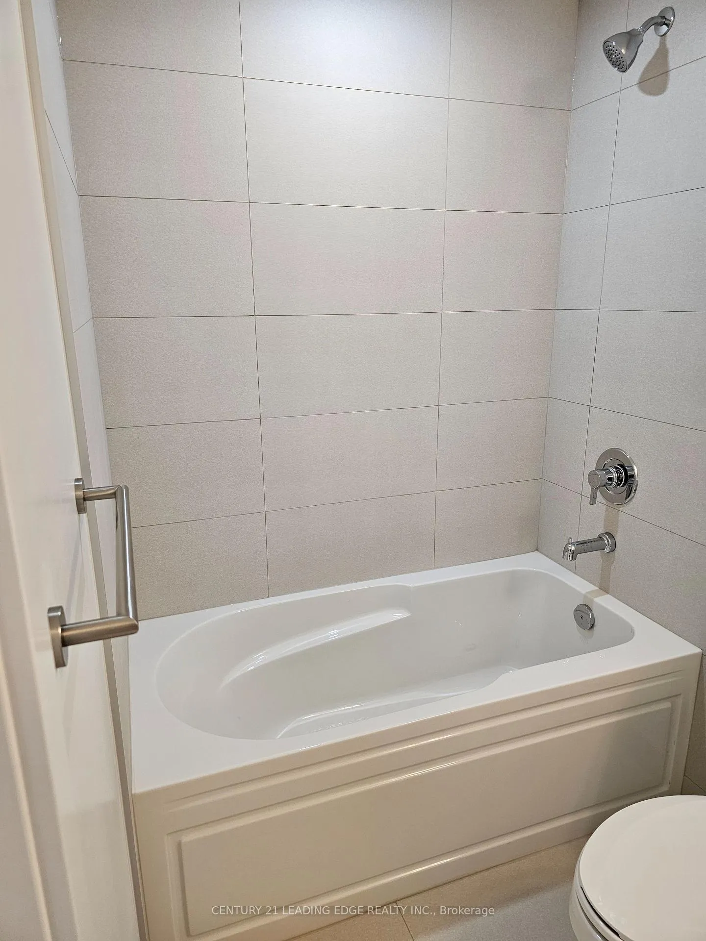 Photo 13 of Unit 1125, 2545 Simcoe Street N, Oshawa, Windfields — HOMEH