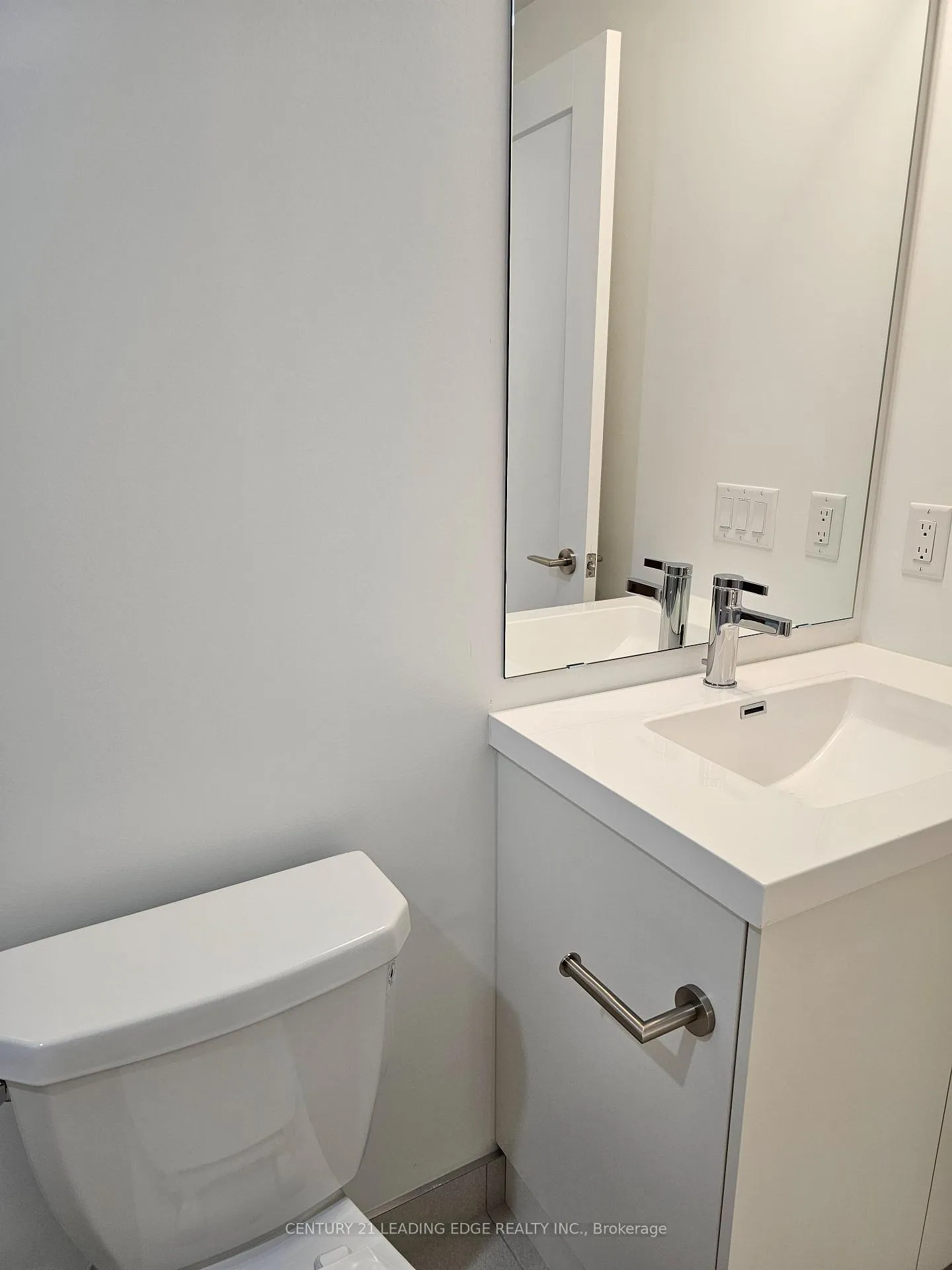 Photo 14 of Unit 1125, 2545 Simcoe Street N, Oshawa, Windfields — HOMEH