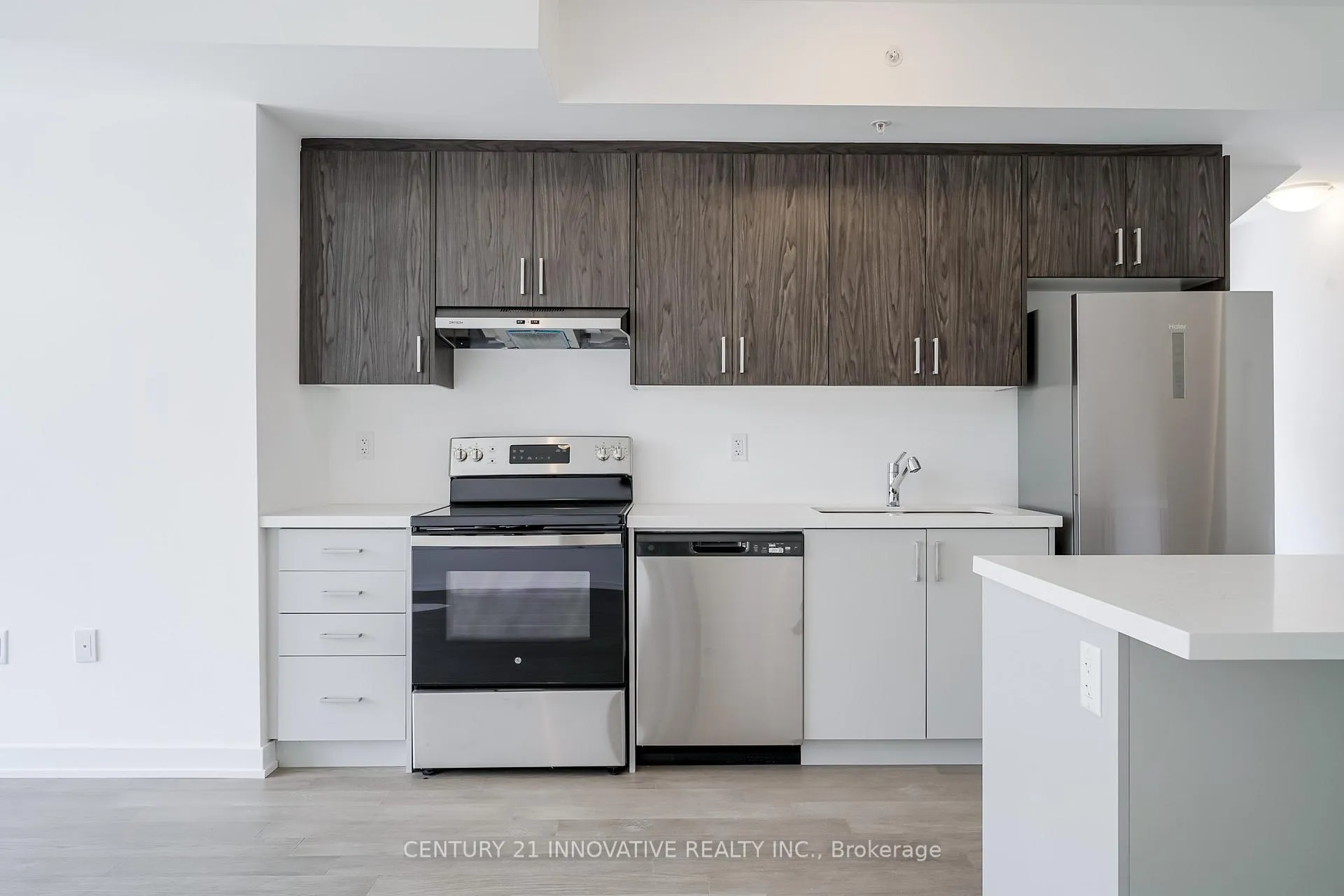 Photo 8 of Unit 33, 188 Angus Drive, Ajax, Central — HOMEH