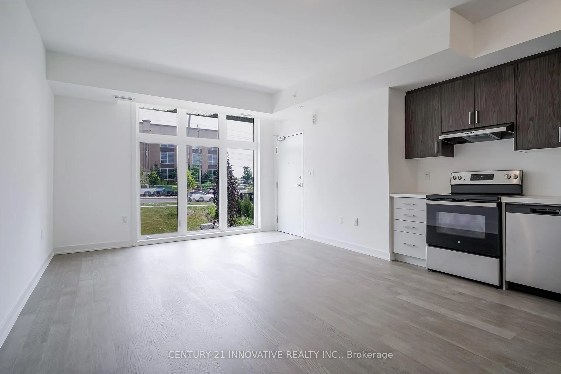 Photo 18 of Unit 33, 188 Angus Drive, Ajax, Central — HOMEH