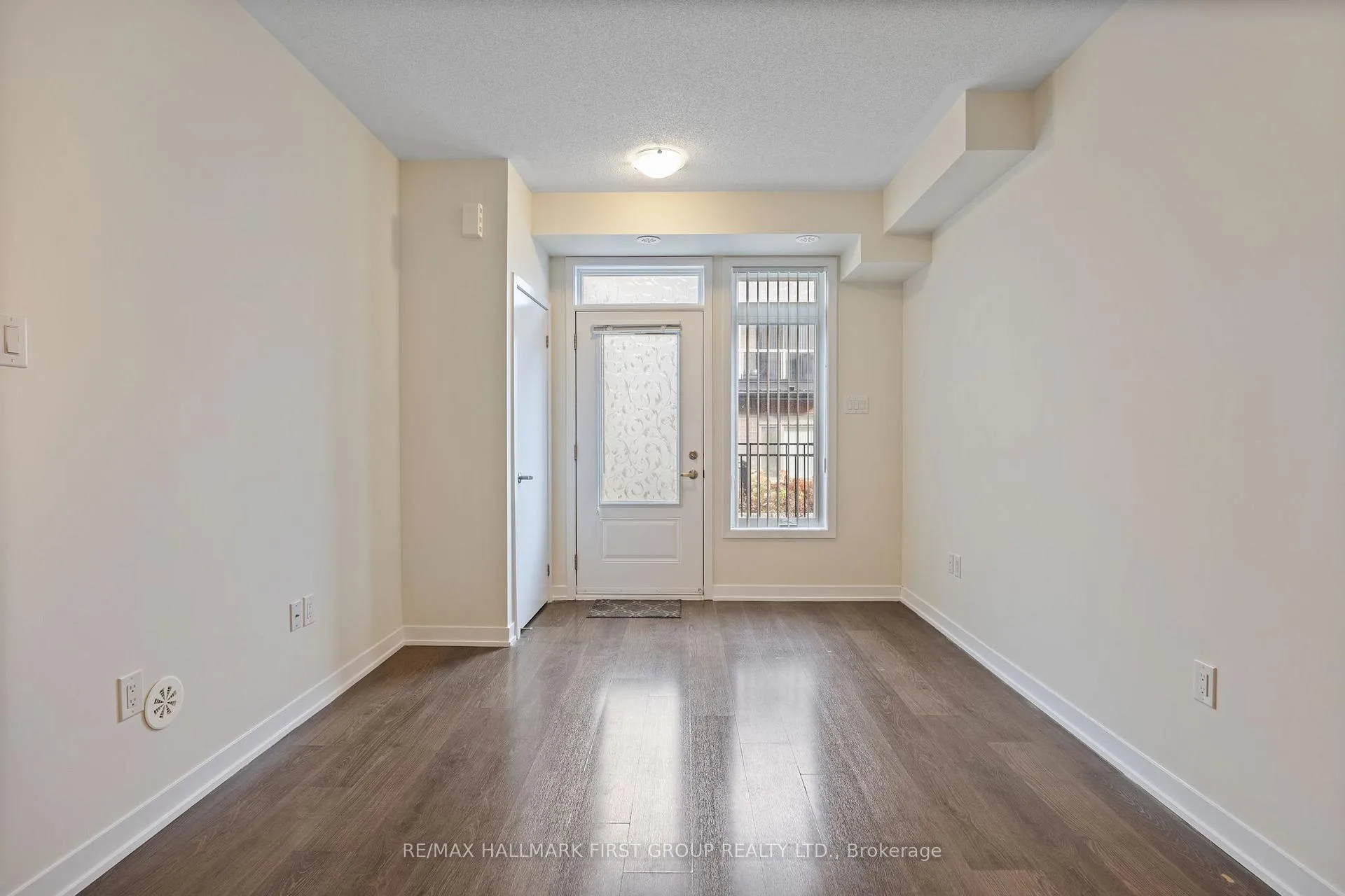 Photo 4 of Unit TH 8, 60 Orchid Place, Brampton, Northwest Sandalwood Parkway — HOMEH