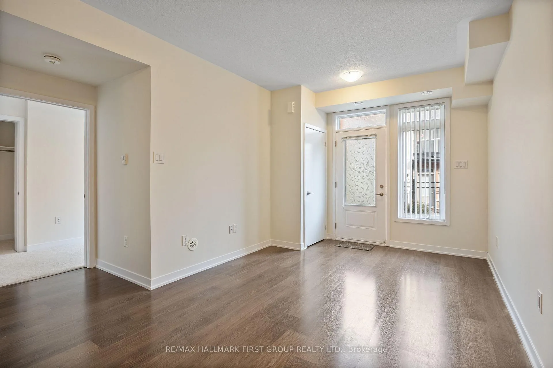 Photo 6 of Unit TH 8, 60 Orchid Place, Brampton, Northwest Sandalwood Parkway — HOMEH
