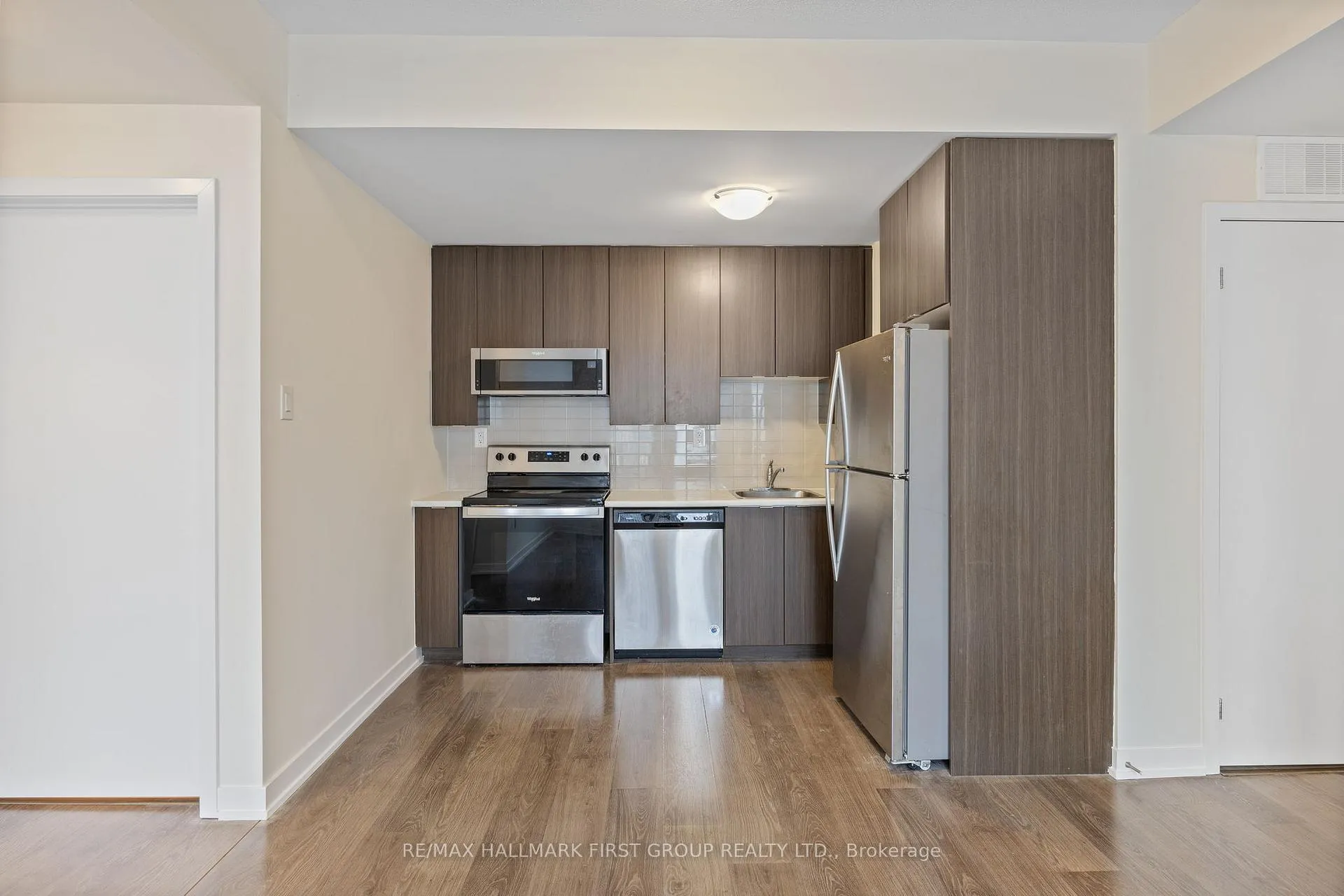 Photo 8 of Unit TH 8, 60 Orchid Place, Brampton, Northwest Sandalwood Parkway — HOMEH