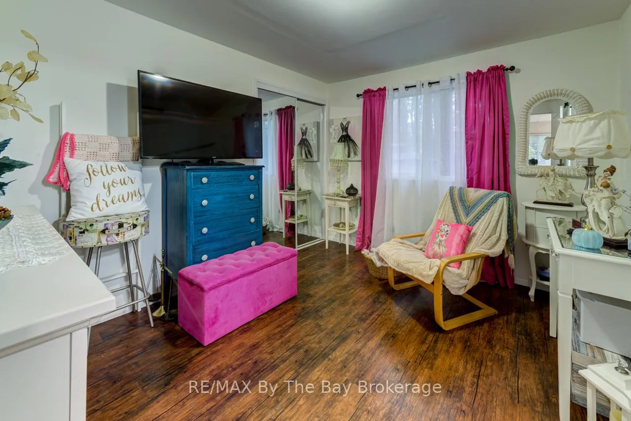 Photo 14 of 9 Allen Drive N, Wasaga Beach — HOMEH