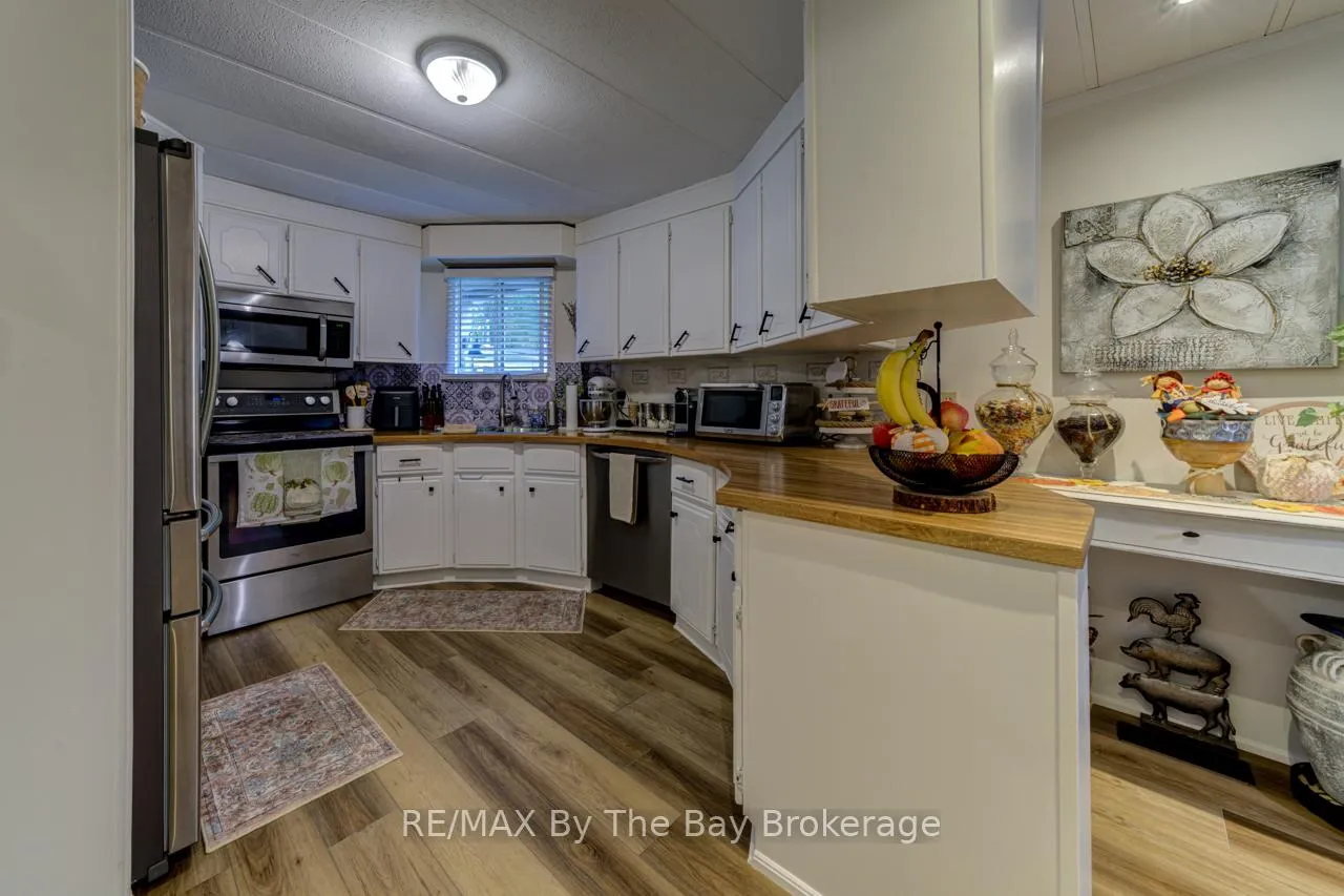 Photo 20 of 9 Allen Drive N, Wasaga Beach — HOMEH