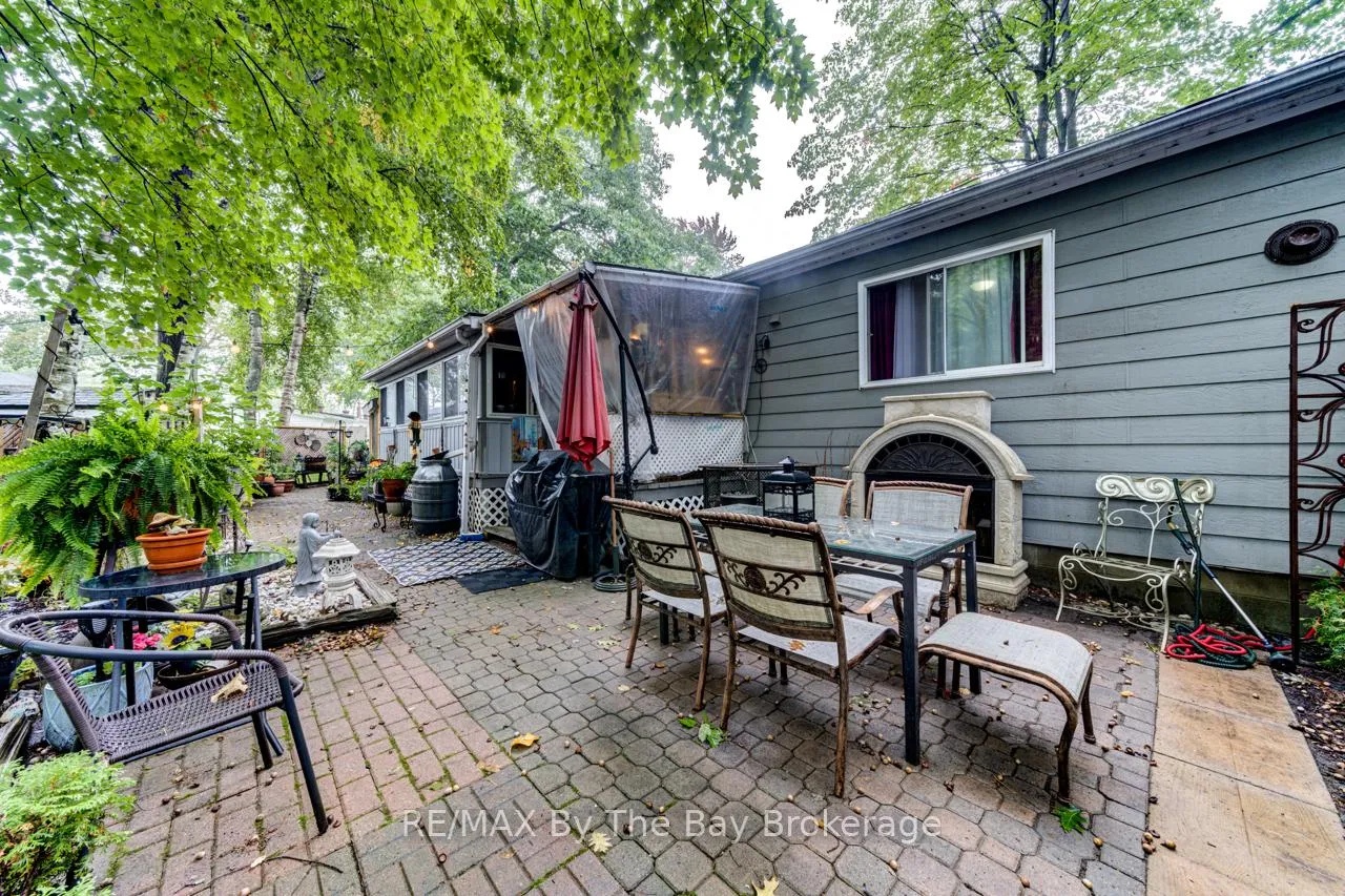 Photo 38 of 9 Allen Drive N, Wasaga Beach — HOMEH