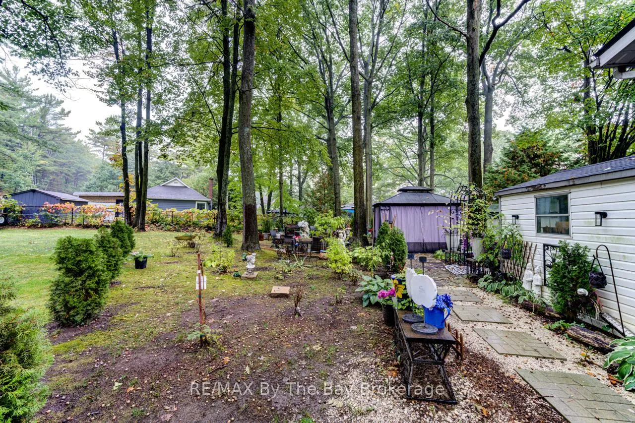 Photo 40 of 9 Allen Drive N, Wasaga Beach — HOMEH