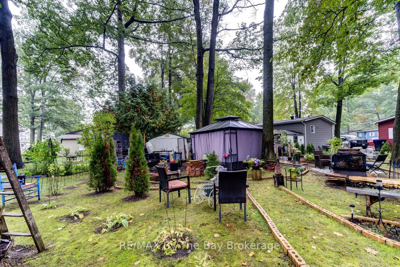 Photo 44 of 9 Allen Drive N, Wasaga Beach — HOMEH