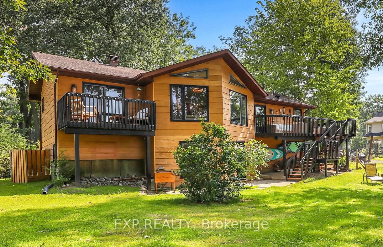 Front of 1034 Bayview Drive