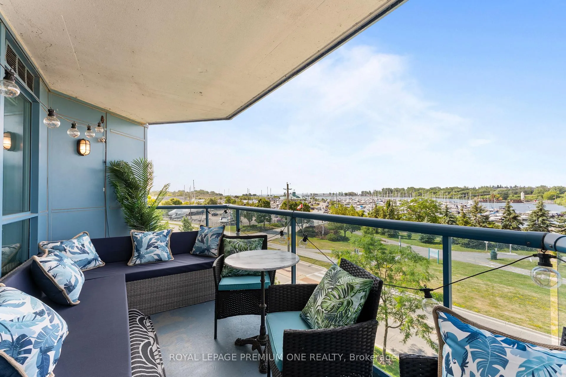 Photo 9 of Unit 311, 340 Watson Street W, Whitby, Port Whitby — HOMEH