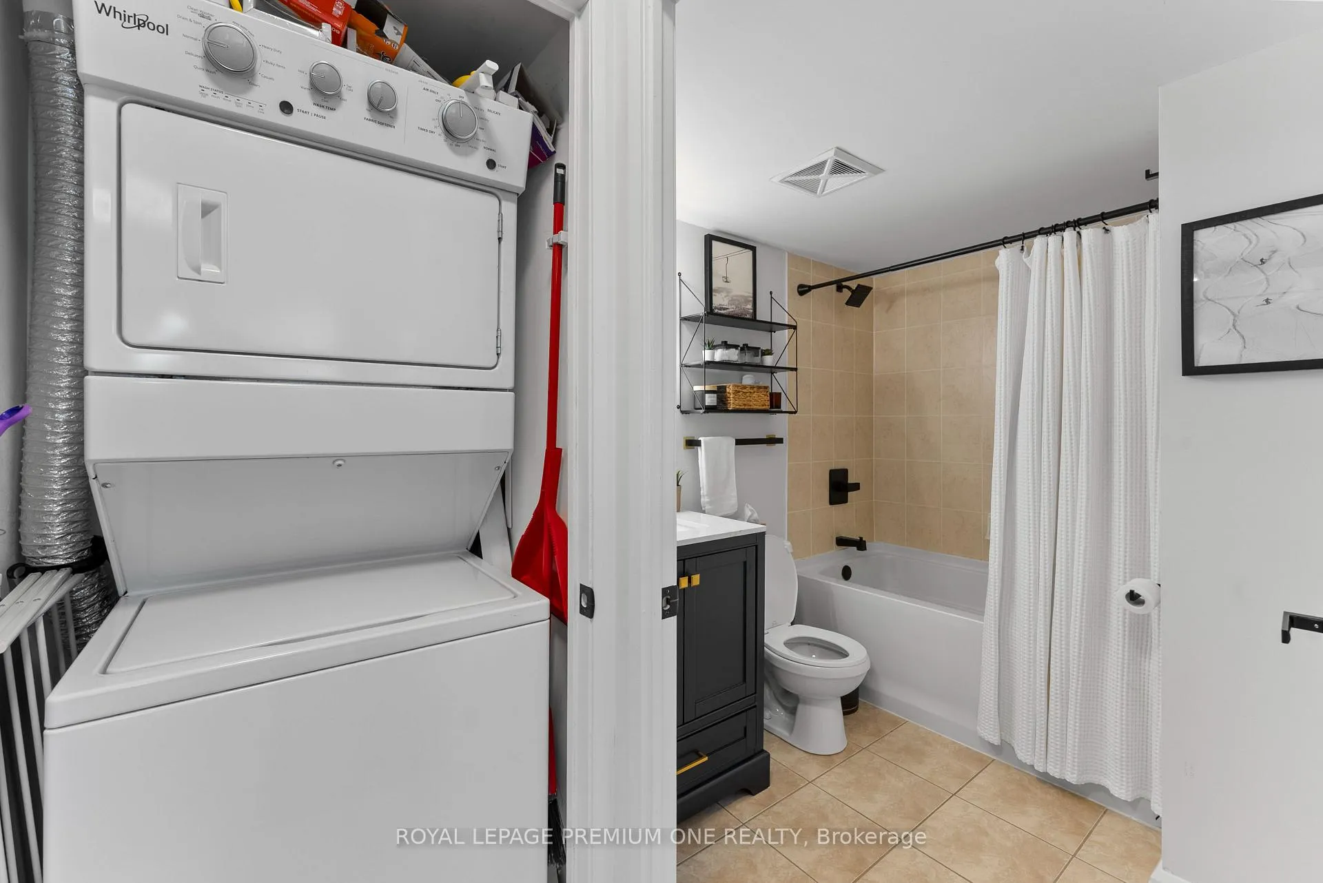 Photo 16 of Unit 311, 340 Watson Street W, Whitby, Port Whitby — HOMEH