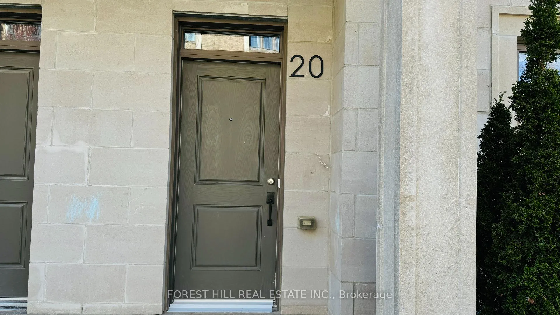 Photo 2 of 20 American Elm Way, Markham, Unionville — HOMEH