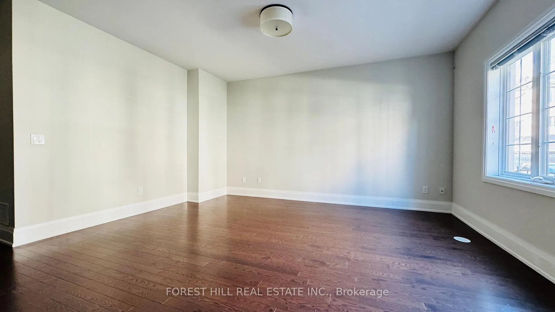 Photo 4 of 20 American Elm Way, Markham, Unionville — HOMEH