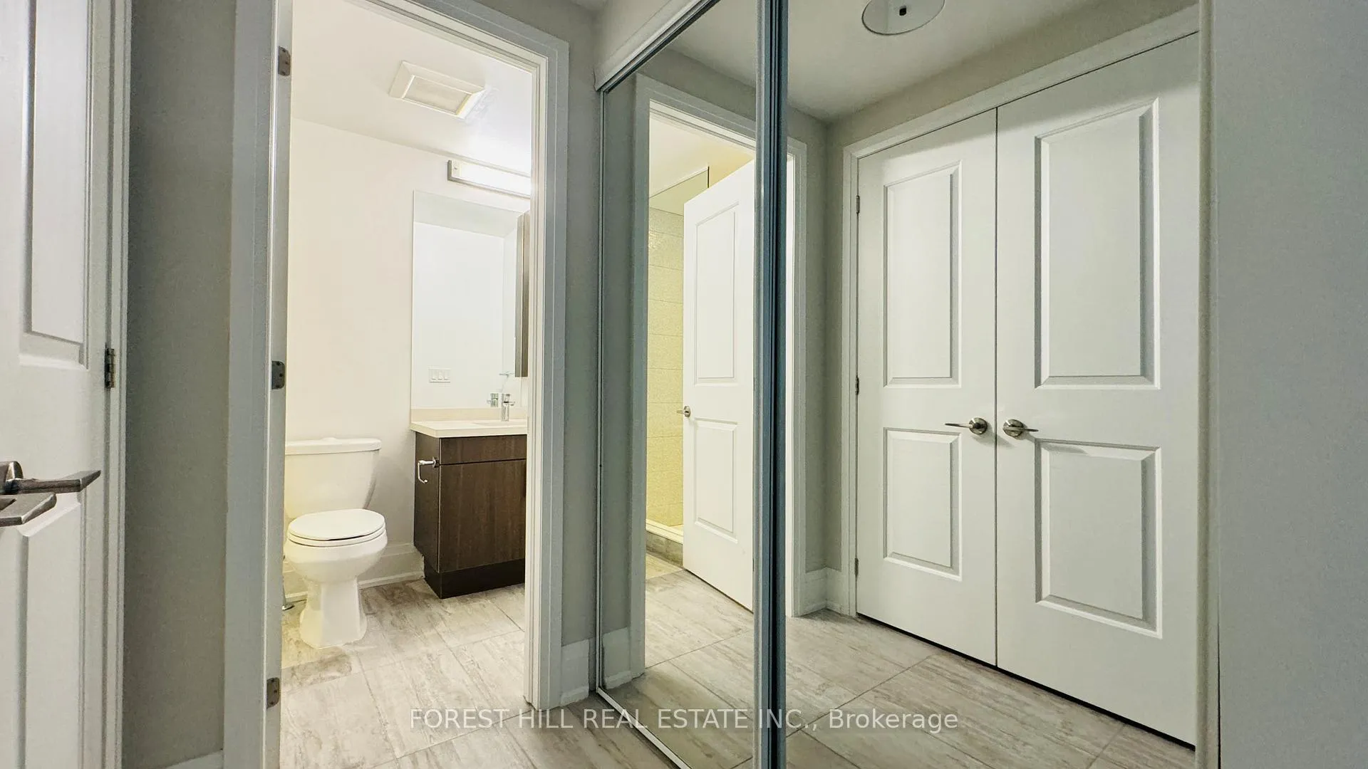 Photo 5 of 20 American Elm Way, Markham, Unionville — HOMEH