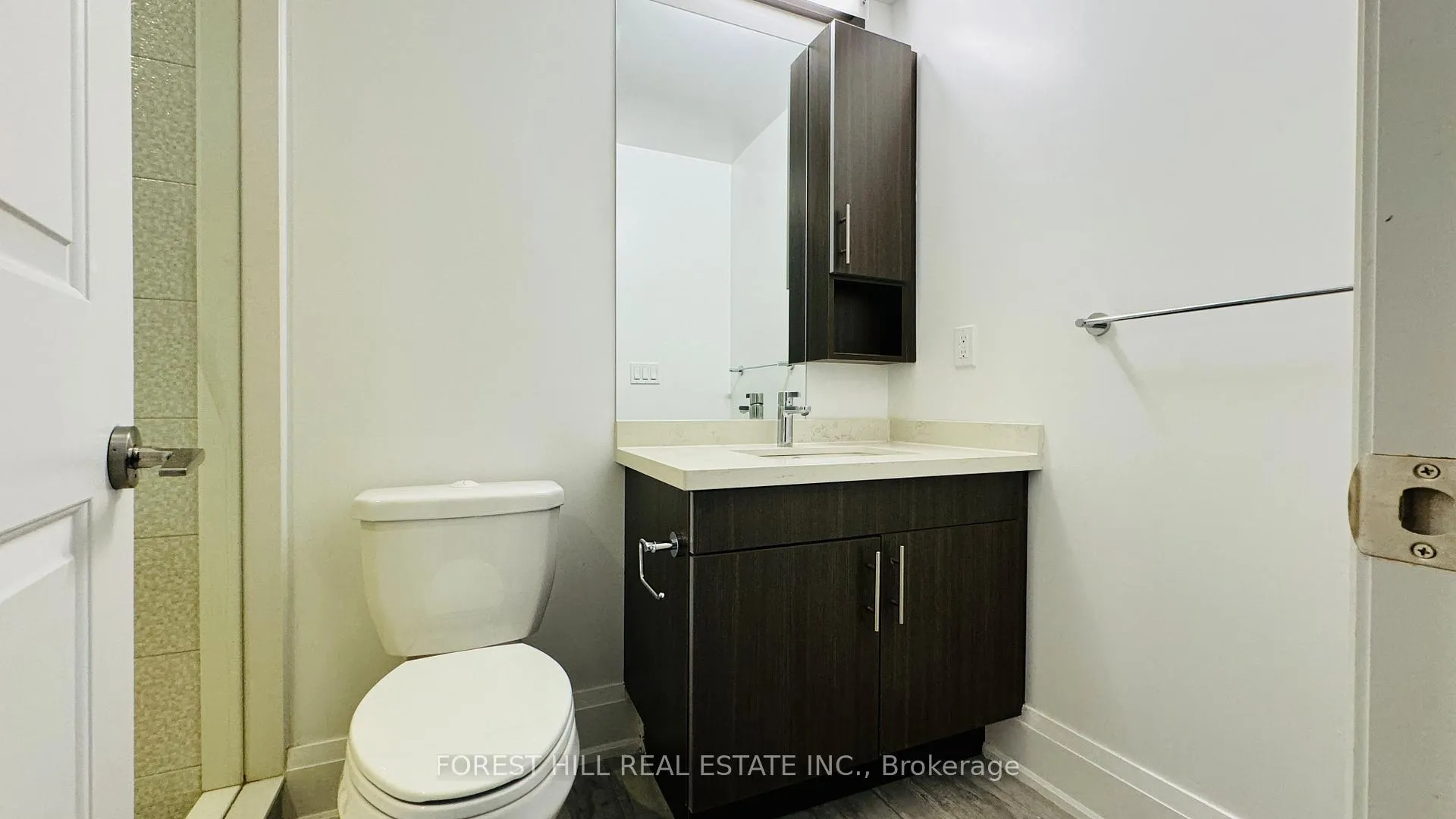 Photo 7 of 20 American Elm Way, Markham, Unionville — HOMEH