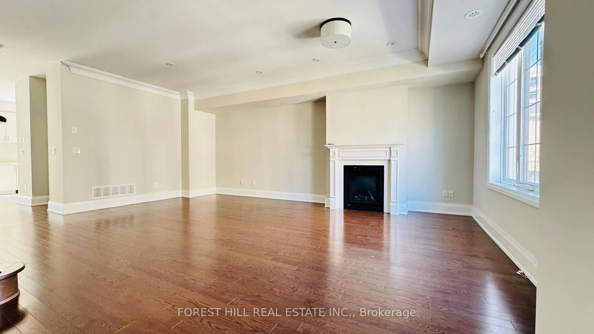 Photo 10 of 20 American Elm Way, Markham, Unionville — HOMEH