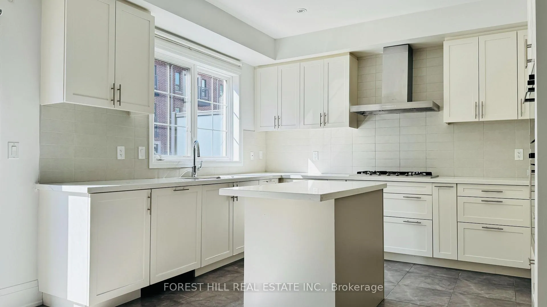 Photo 13 of 20 American Elm Way, Markham, Unionville — HOMEH
