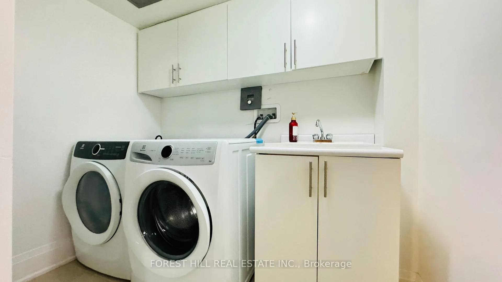 Photo 35 of 20 American Elm Way, Markham, Unionville — HOMEH