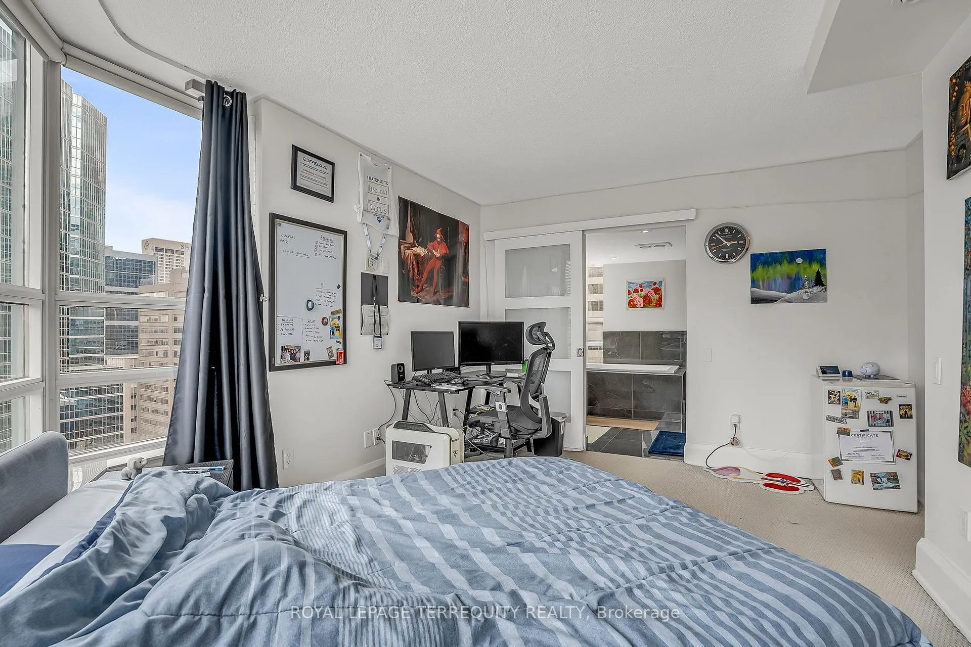 Photo 14 of Unit 2103, 71 Simcoe Street, Toronto, Waterfront Communities — HOMEH