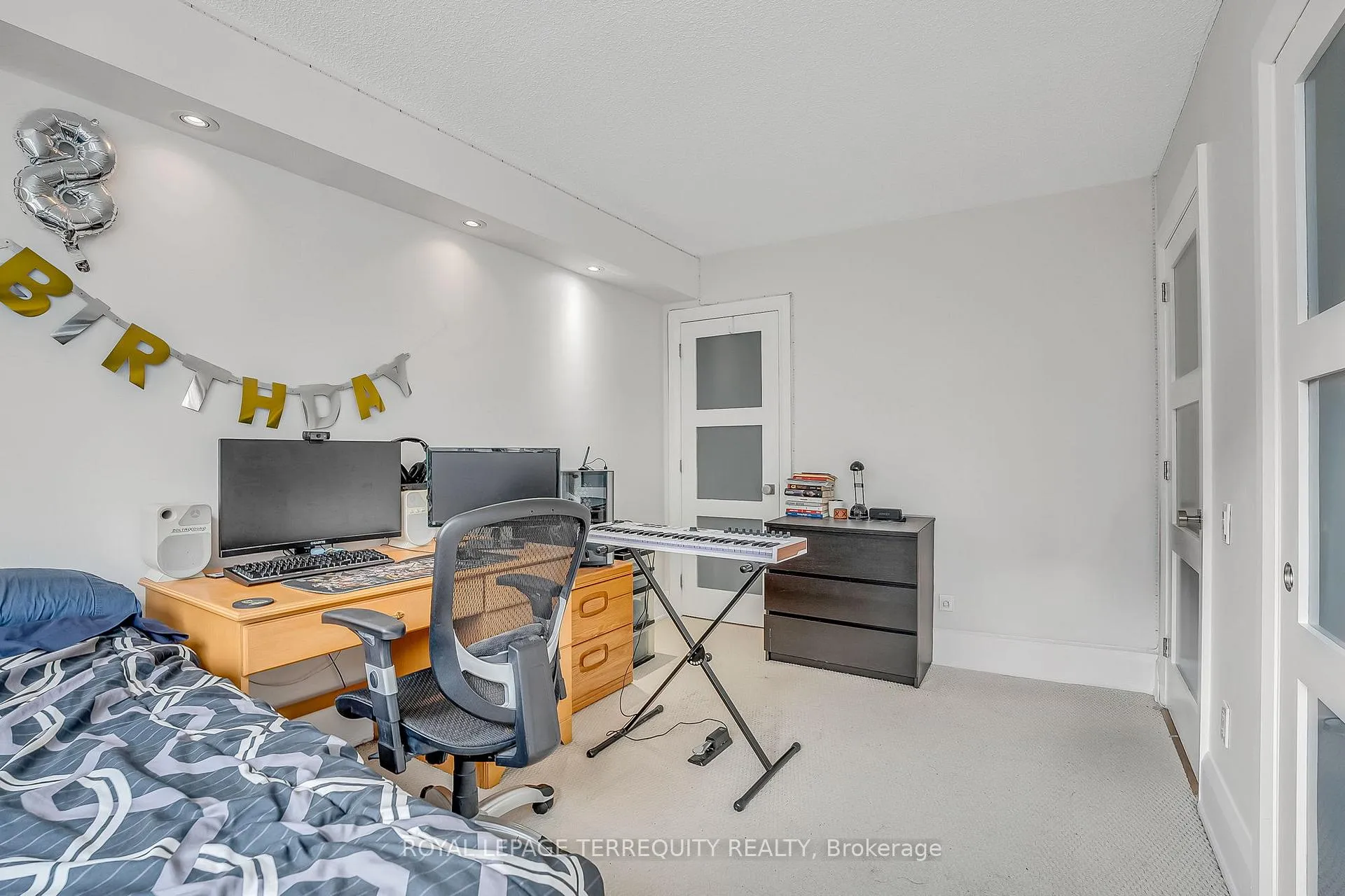 Photo 20 of Unit 2103, 71 Simcoe Street, Toronto, Waterfront Communities — HOMEH