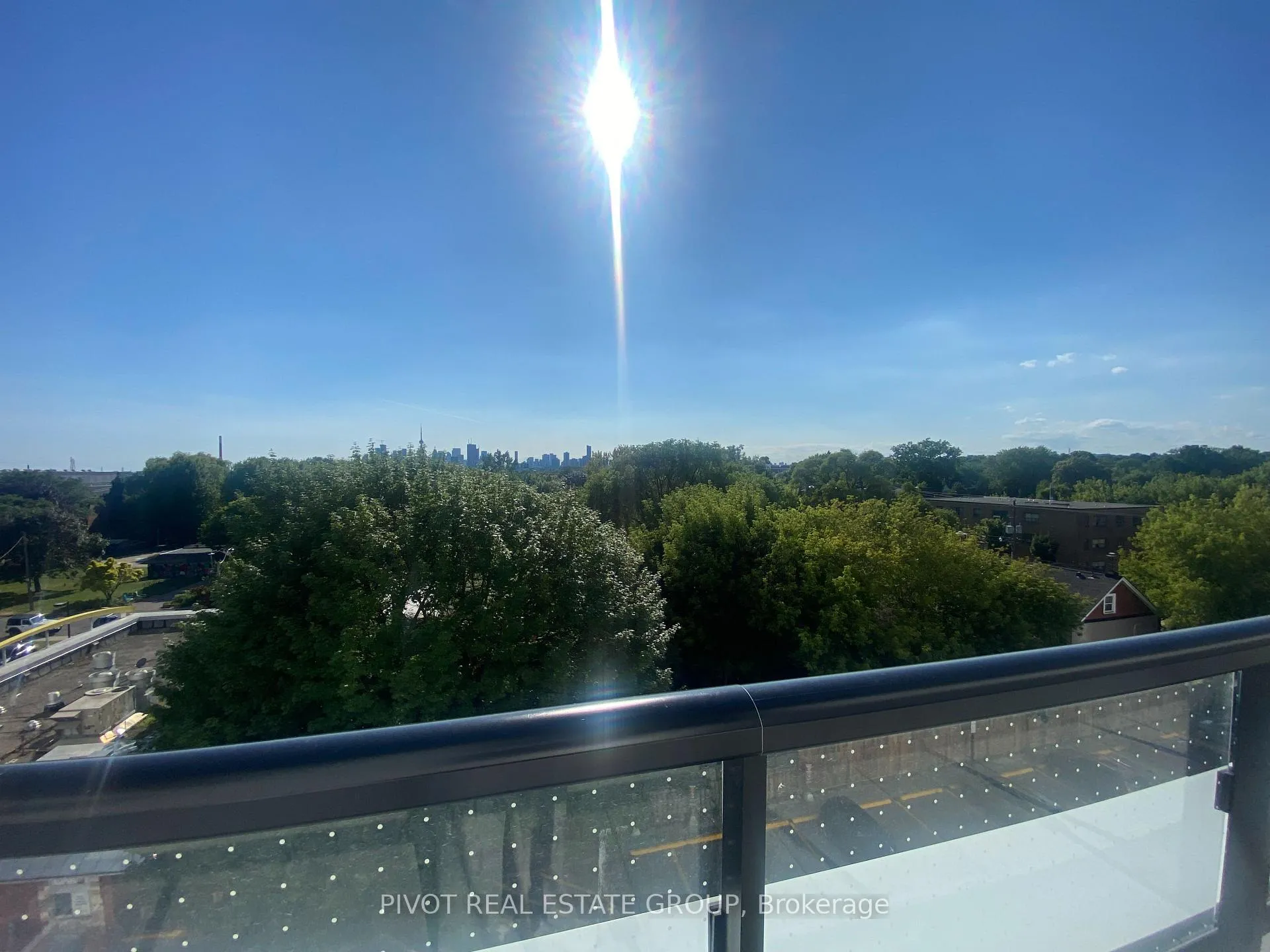 Photo 9 of Unit 516, 1050 Eastern Avenue, Toronto, The Beaches — HOMEH