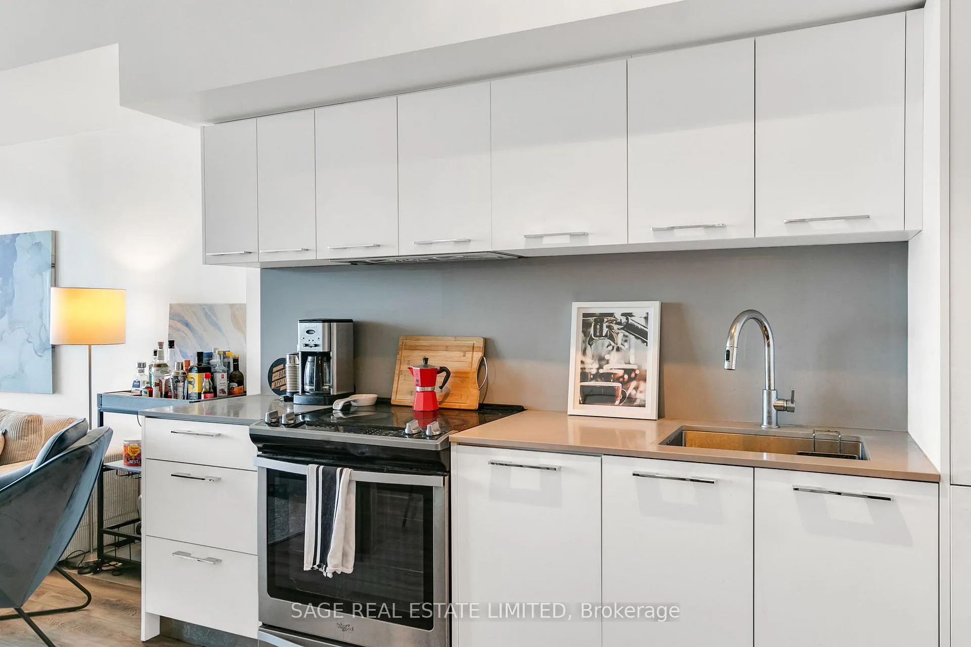 Photo 6 of Unit 1509, 15 Baseball Place, Toronto, South Riverdale — HOMEH