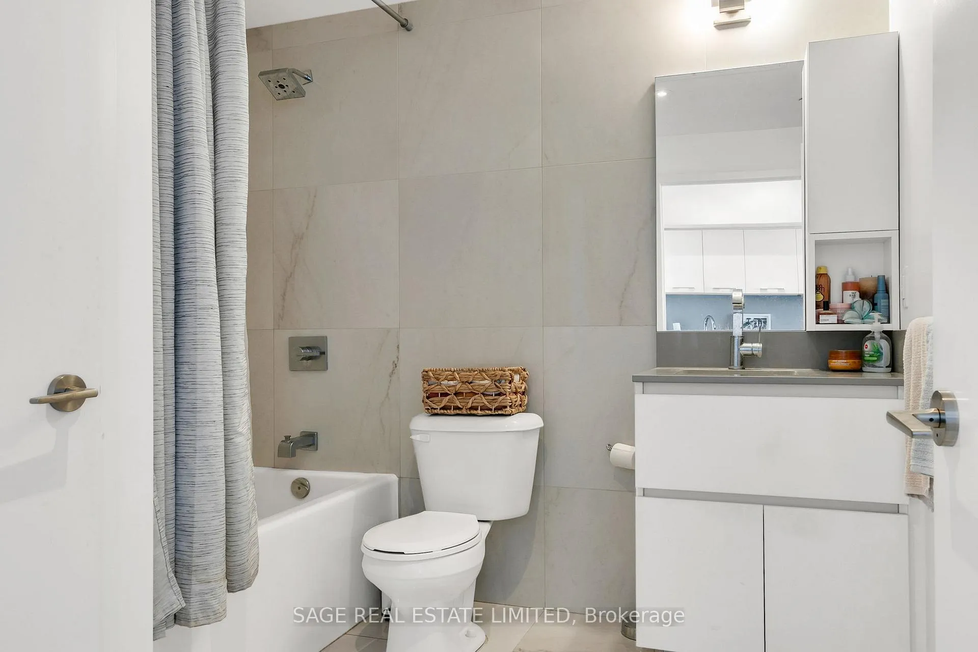 Photo 17 of Unit 1509, 15 Baseball Place, Toronto, South Riverdale — HOMEH