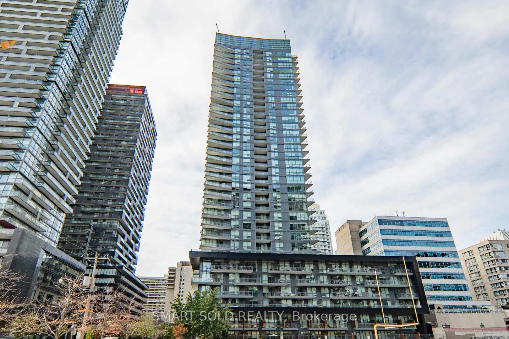 Front of Unit 1210, 30 Roehampton Avenue