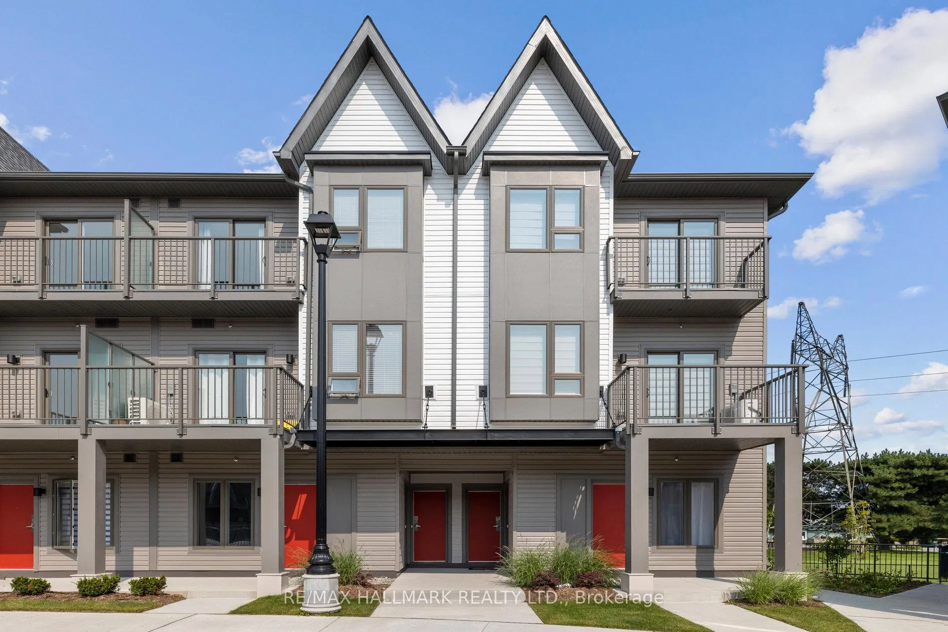 Photo 1 of Unit 819, 2635 William Jackson Drive, Pickering, Duffin Heights — HOMEH