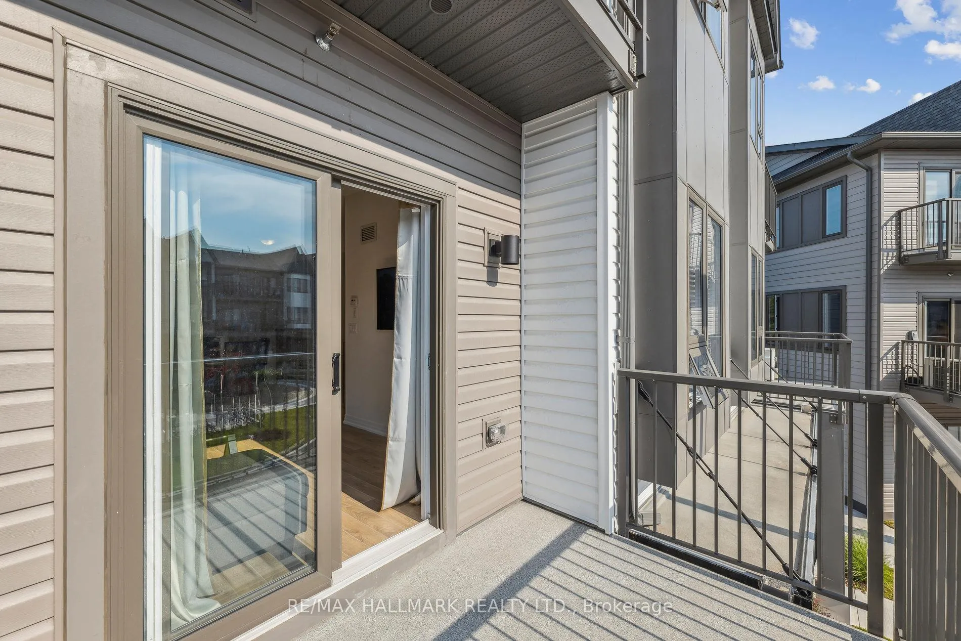 Photo 19 of Unit 819, 2635 William Jackson Drive, Pickering, Duffin Heights — HOMEH