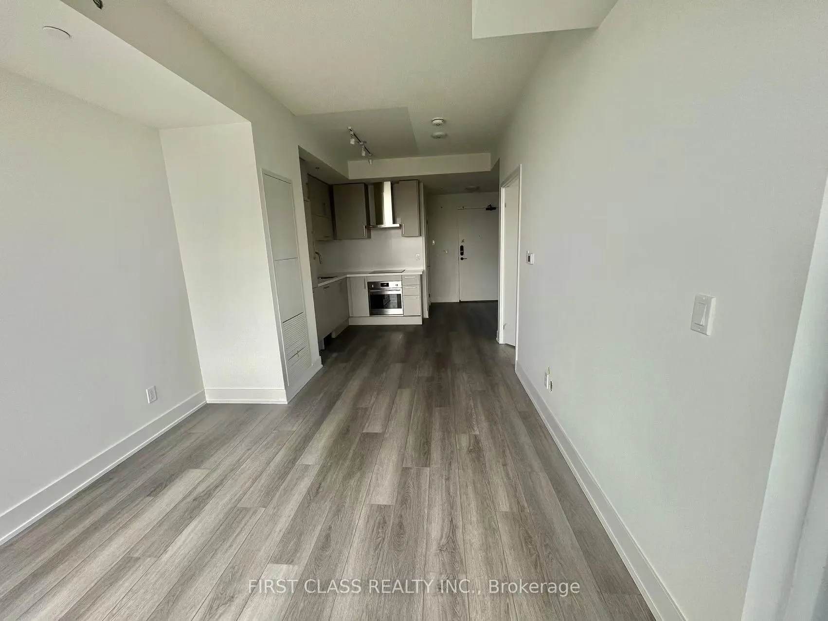 Photo 4 of Unit 2008, 38 Andre De Grasse Street, Markham, Unionville — HOMEH