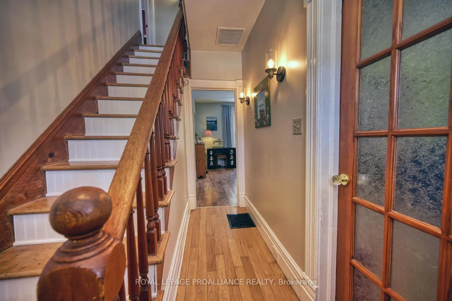 Photo 6 of 62 Beecher Street, Brockville — HOMEH