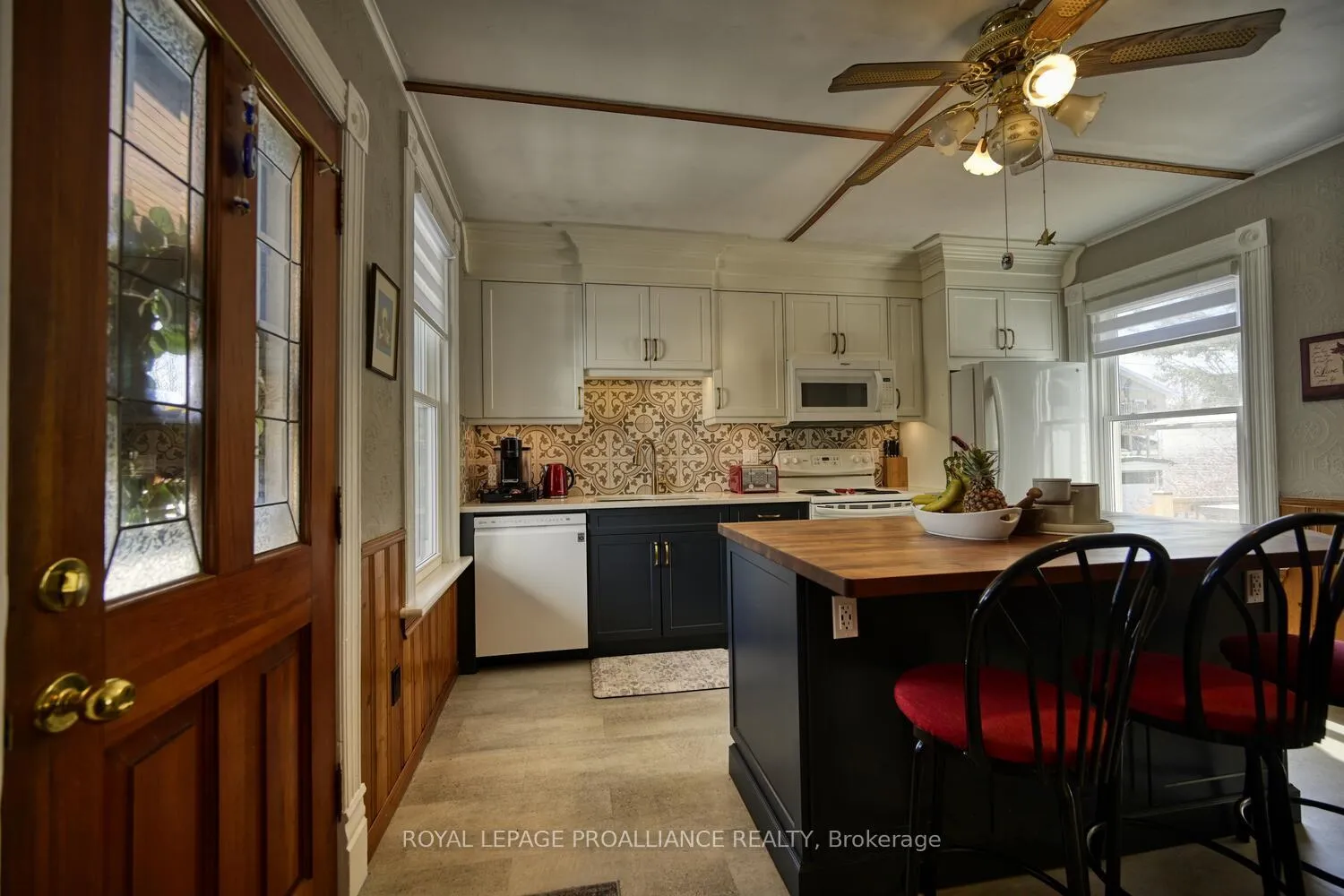 Photo 12 of 62 Beecher Street, Brockville — HOMEH