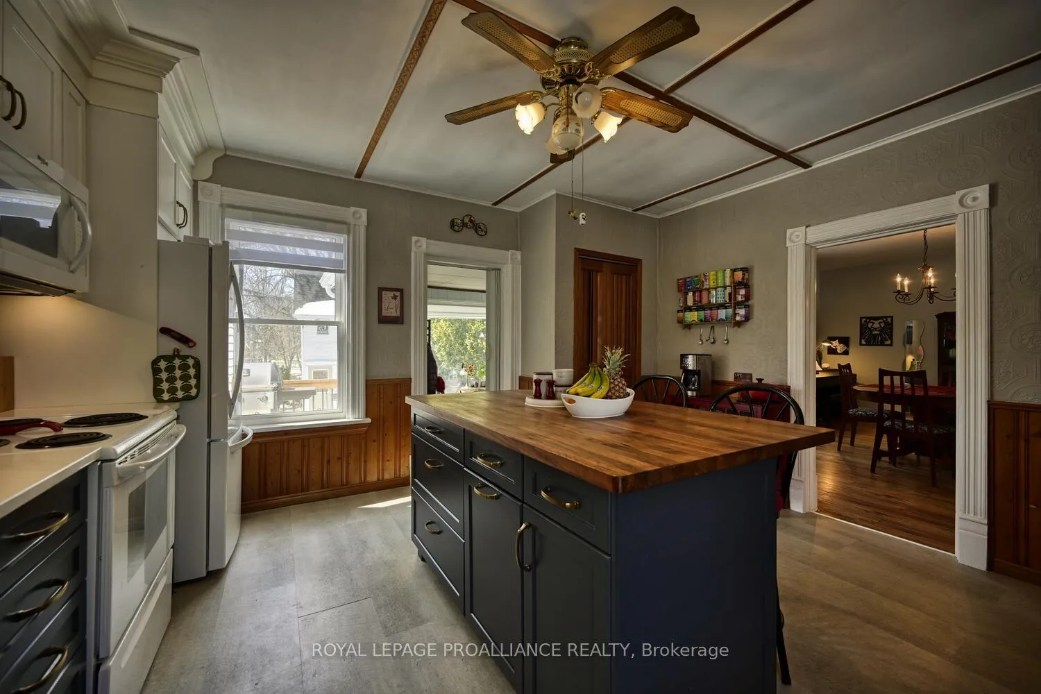 Photo 14 of 62 Beecher Street, Brockville — HOMEH