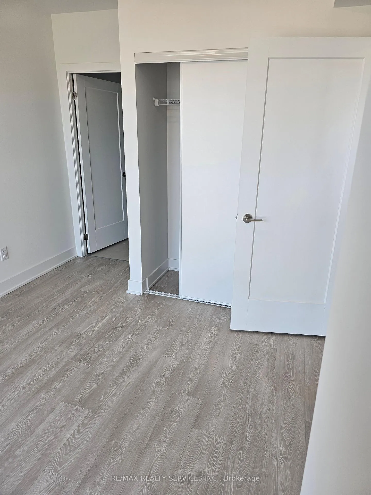 Photo 4 of Unit 2604, 2545 Simcoe Street N, Oshawa, Windfields — HOMEH