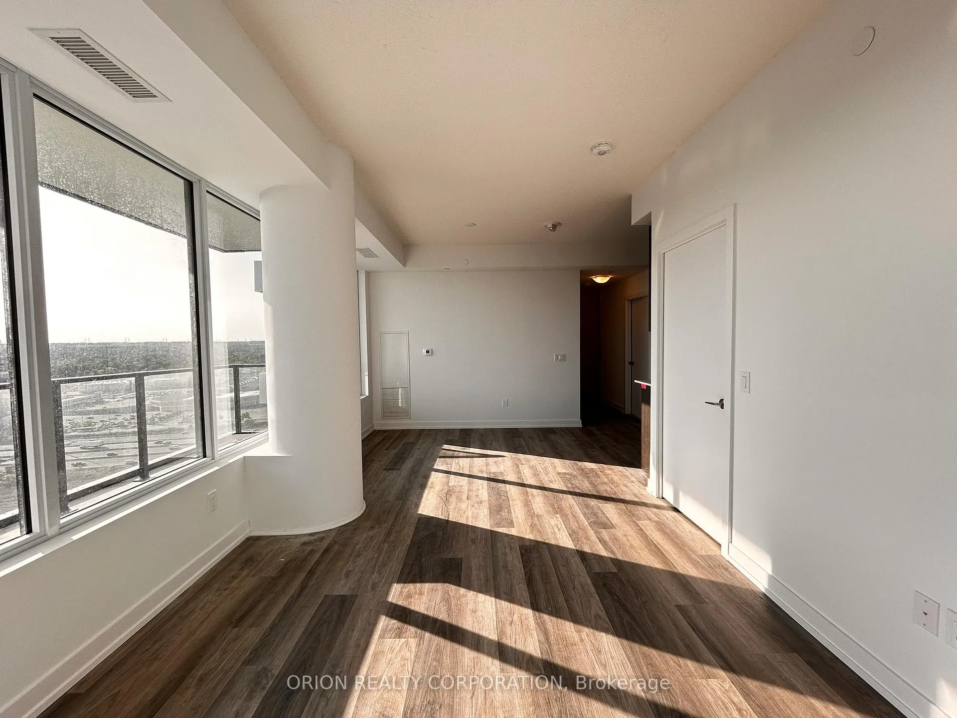 Photo 10 of Unit 2402, 1435 Celebration Drive, Pickering, Bay Ridges — HOMEH