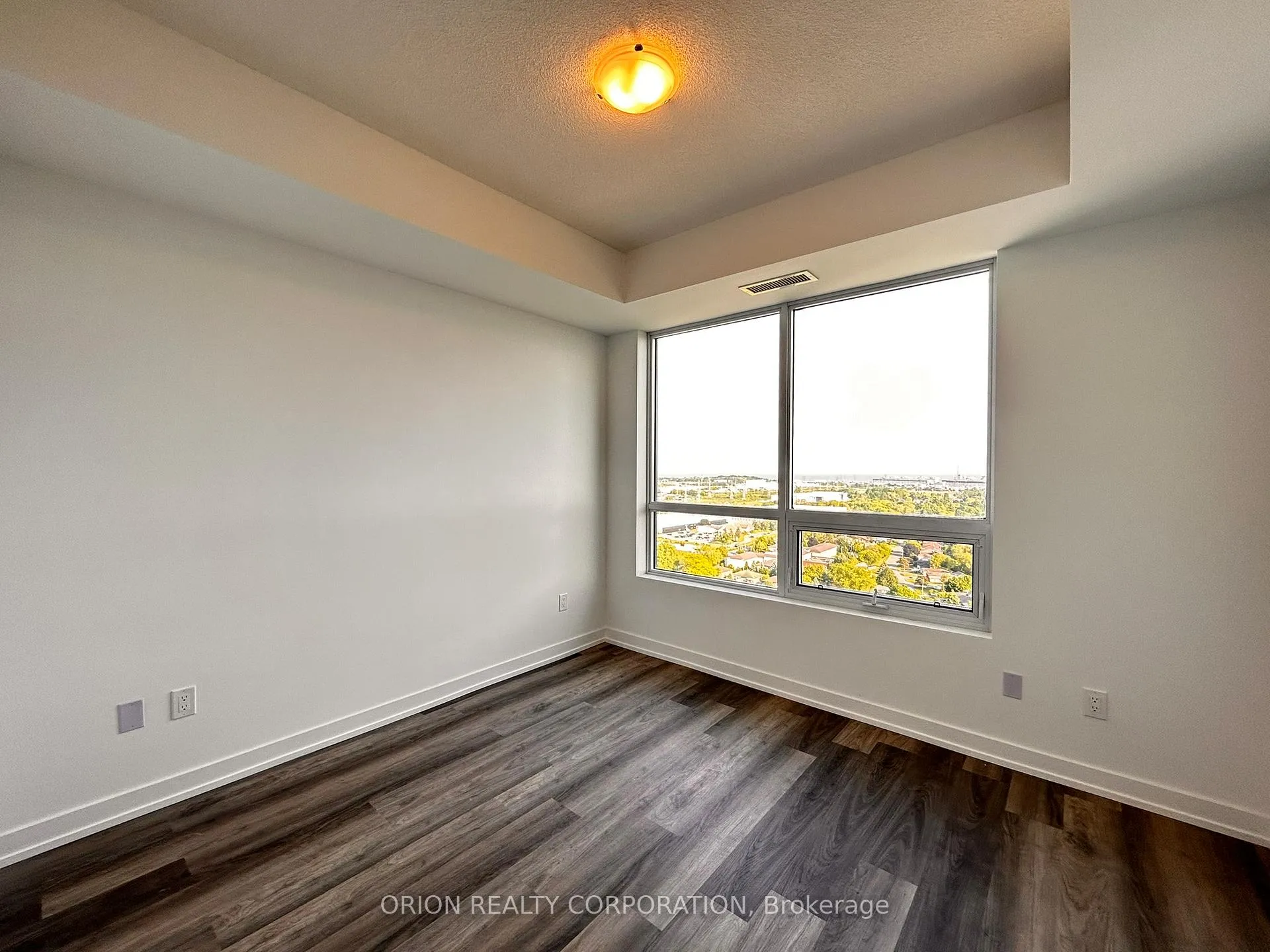 Photo 12 of Unit 2402, 1435 Celebration Drive, Pickering, Bay Ridges — HOMEH