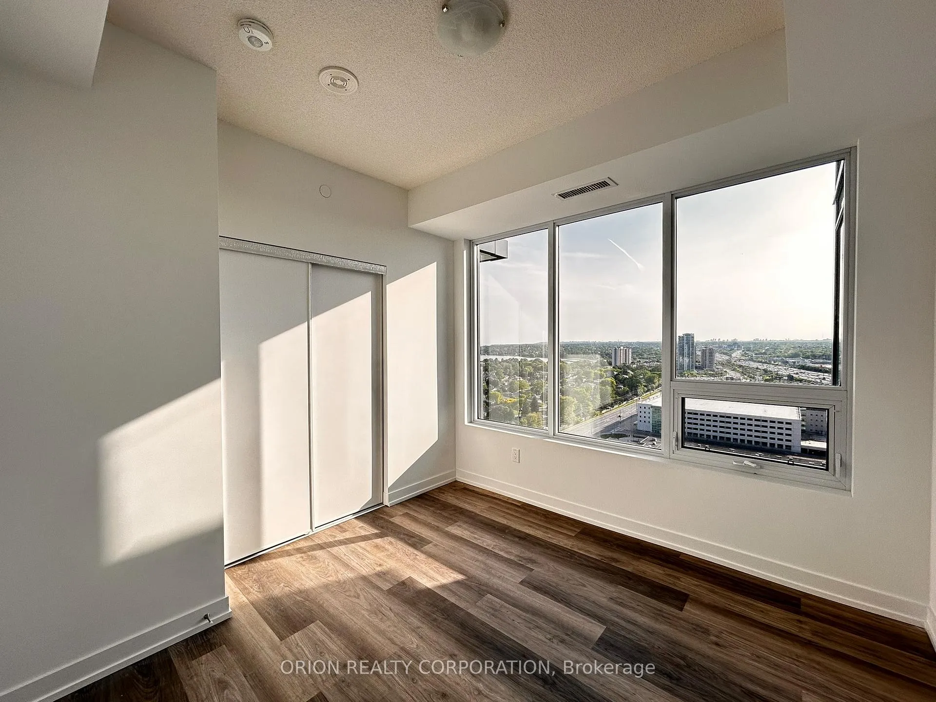 Photo 20 of Unit 2402, 1435 Celebration Drive, Pickering, Bay Ridges — HOMEH
