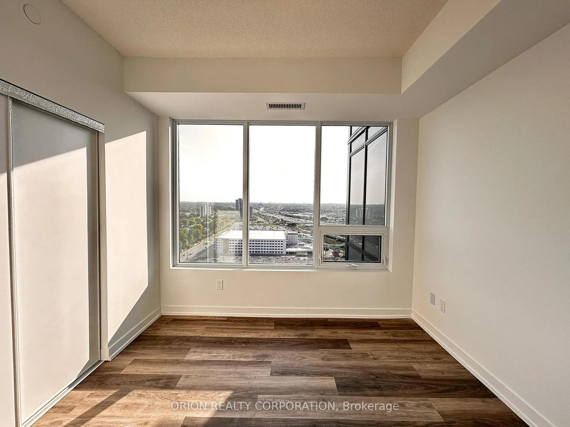 Photo 22 of Unit 2402, 1435 Celebration Drive, Pickering, Bay Ridges — HOMEH