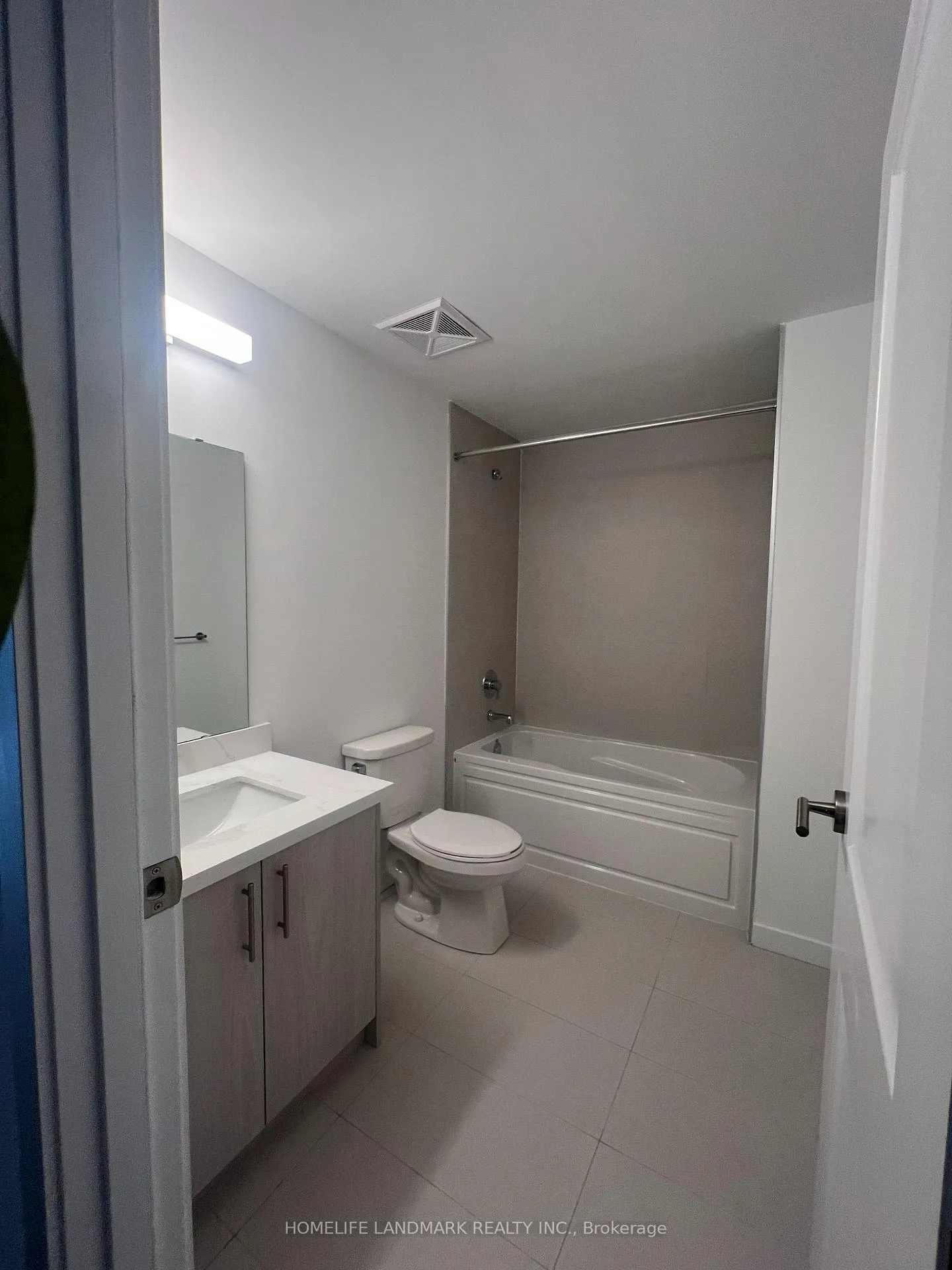 Photo 11 of Unit 19, 117 Marydale Avenue, Markham, Middlefield — HOMEH