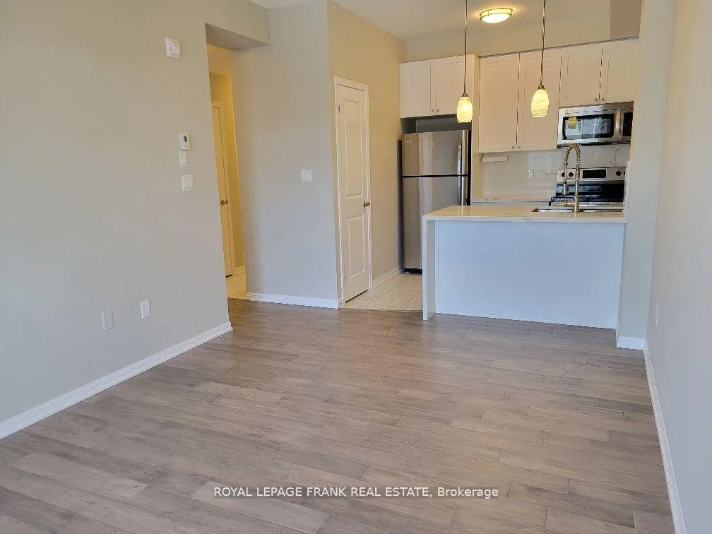 Photo 5 of Unit 303, 80 Aspen Springs Drive, Clarington, Bowmanville — HOMEH