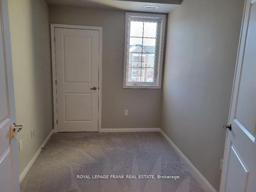 Photo 8 of Unit 303, 80 Aspen Springs Drive, Clarington, Bowmanville — HOMEH