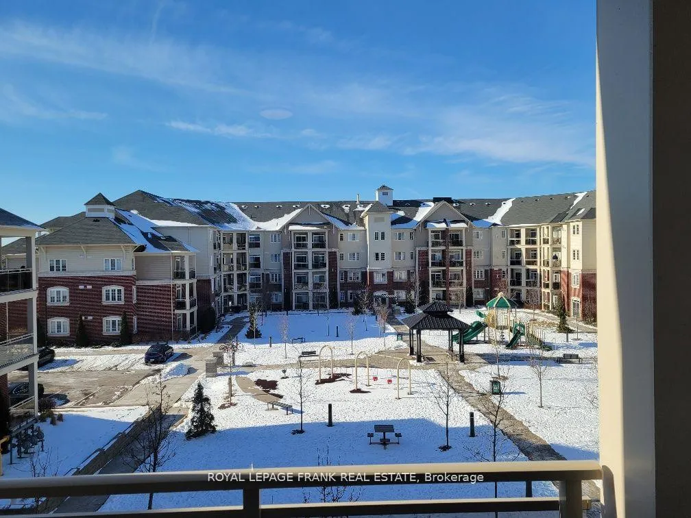 Photo 17 of Unit 303, 80 Aspen Springs Drive, Clarington, Bowmanville — HOMEH