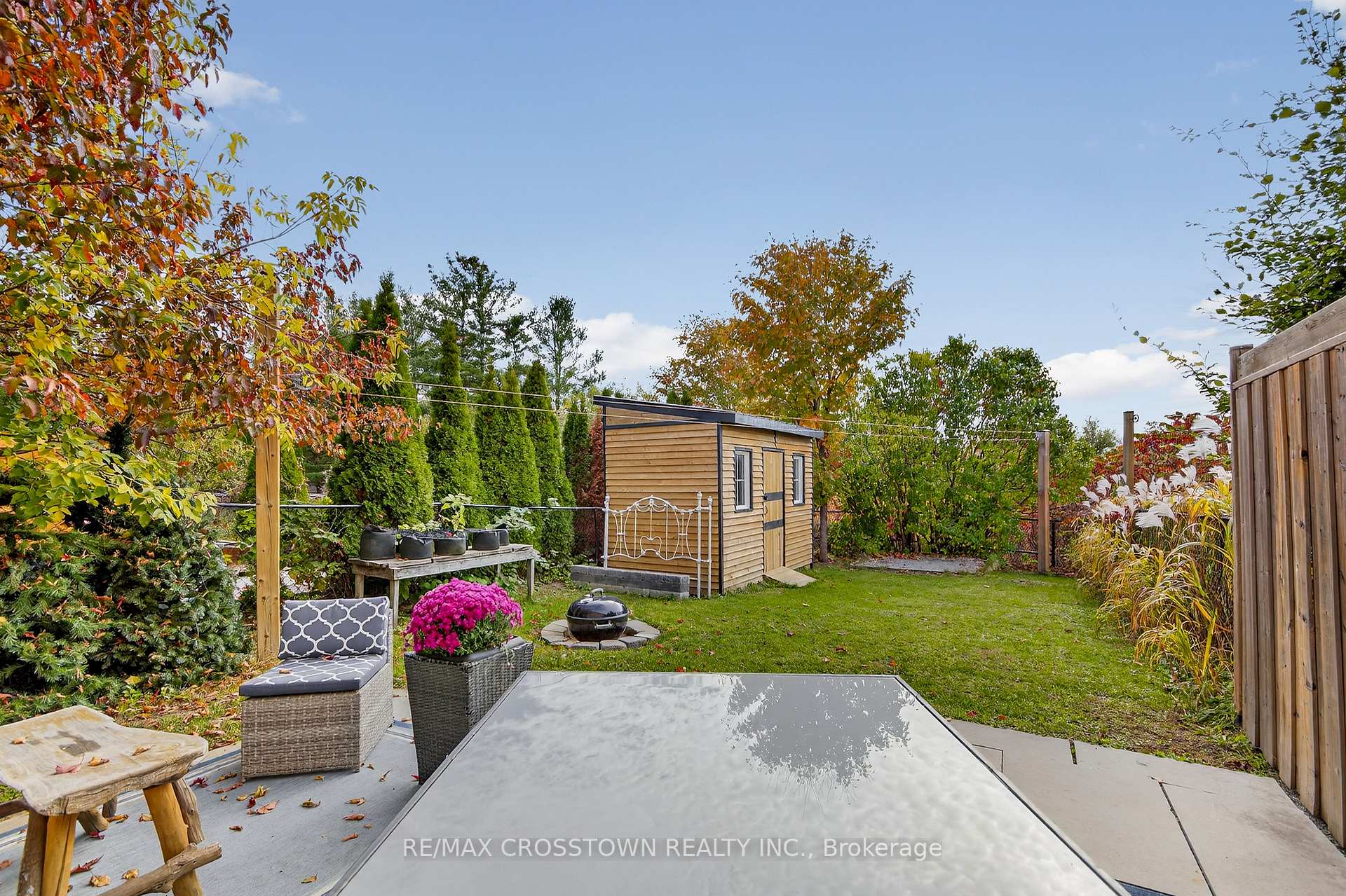 Photo 4 of 37 Seymour Crescent, Barrie, Holly — HOMEH
