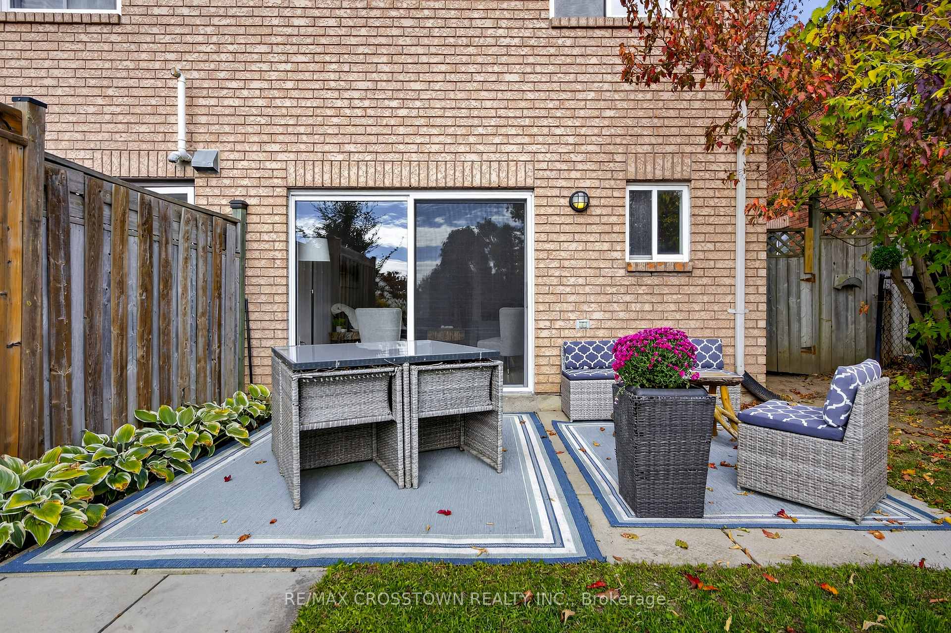 Photo 5 of 37 Seymour Crescent, Barrie, Holly — HOMEH