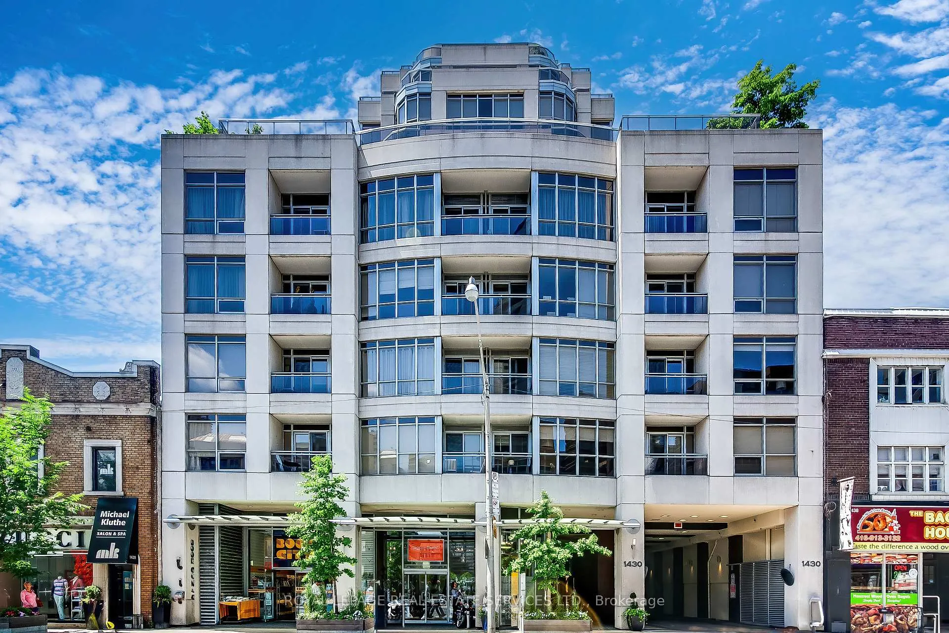 Front of Unit 1006, 1430 Yonge Street