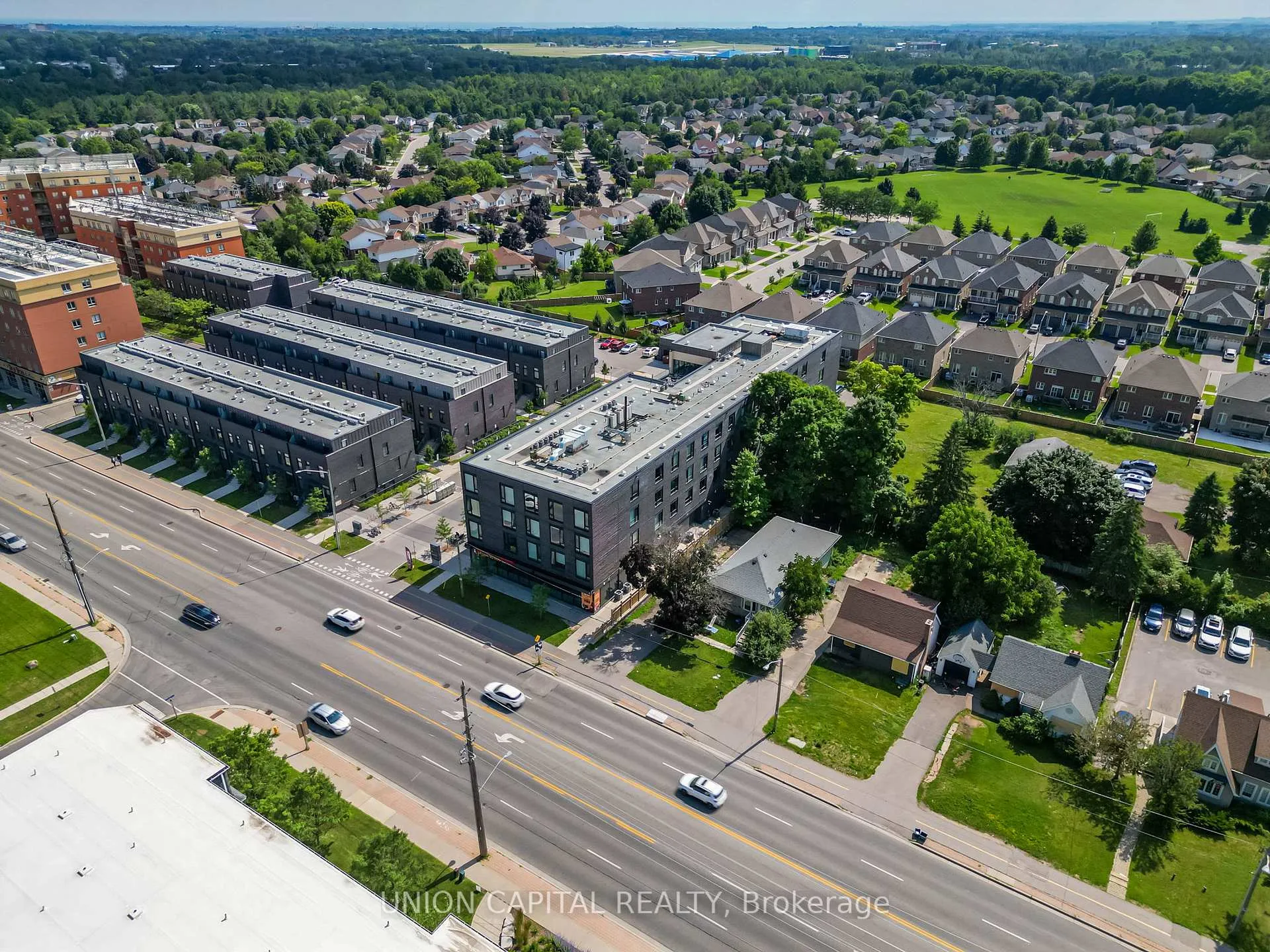 Photo 2 of Unit 301, 1800 Simcoe Street, Oshawa, Samac — HOMEH